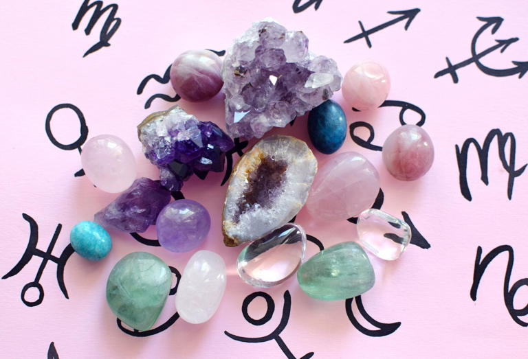 سنگ های پاستلی ماه تولد - نورازیور