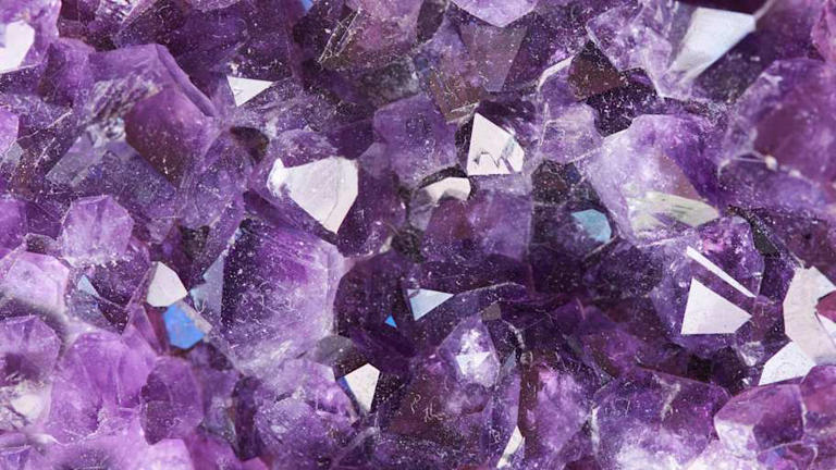 Amethyst - آمیتیست