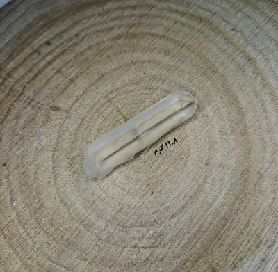 کریستال های خوشه ای کوارتز شفاف